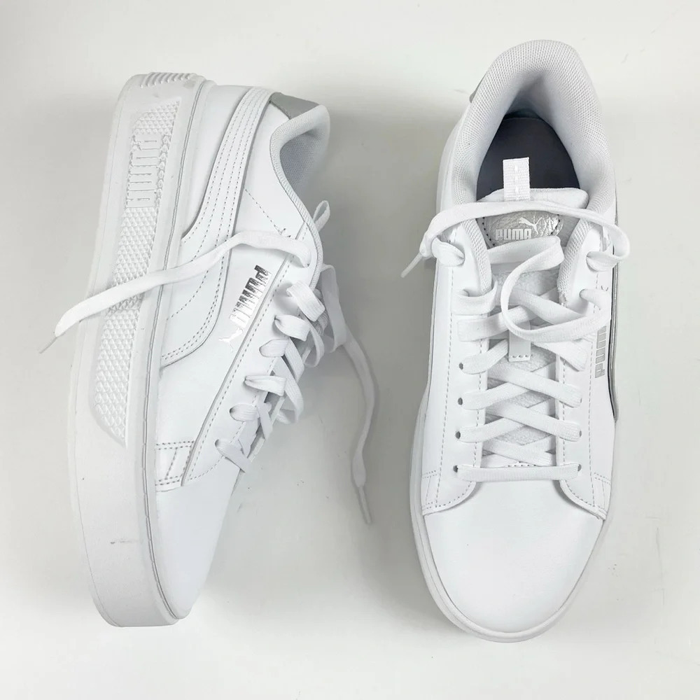 Puma Smash Platform V3 Sneakers Size US 10 White Low Top Lace Up White Silver
